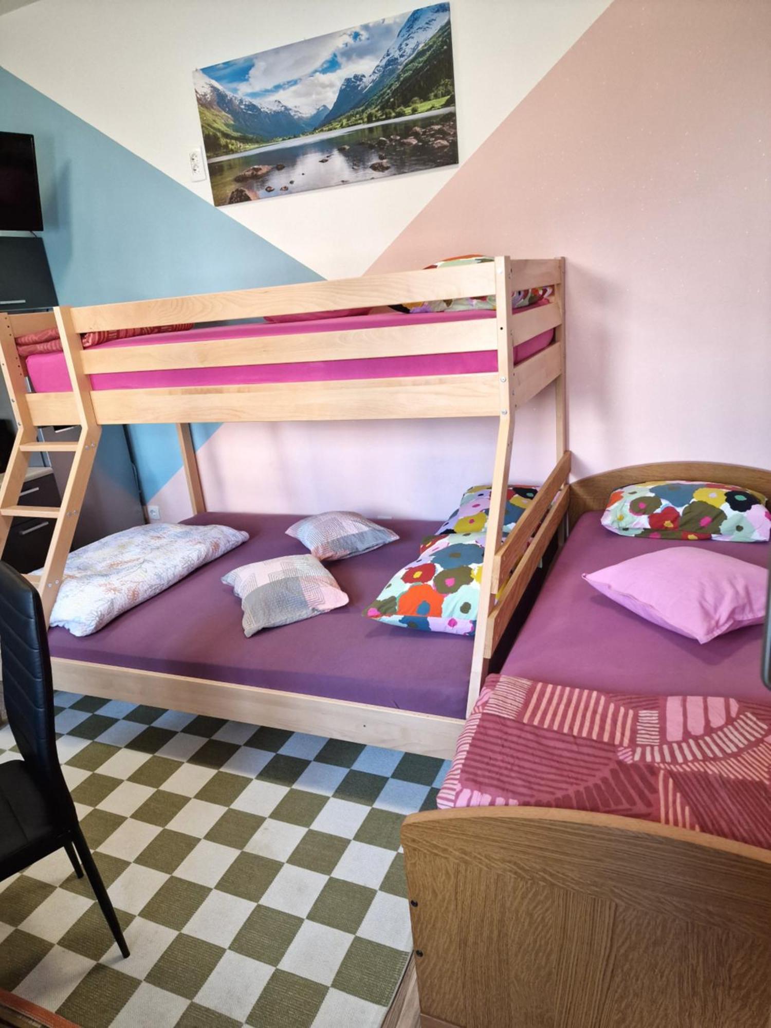 Studio Apartman Lorena Apartment Zagreb Bagian luar foto